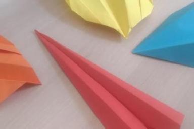 Maquettes atelier avion en papier