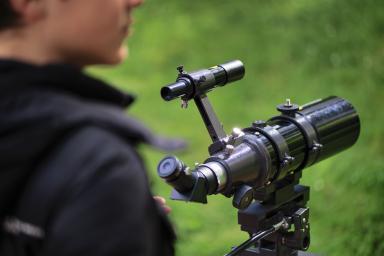 Instrument d'observation astronomique